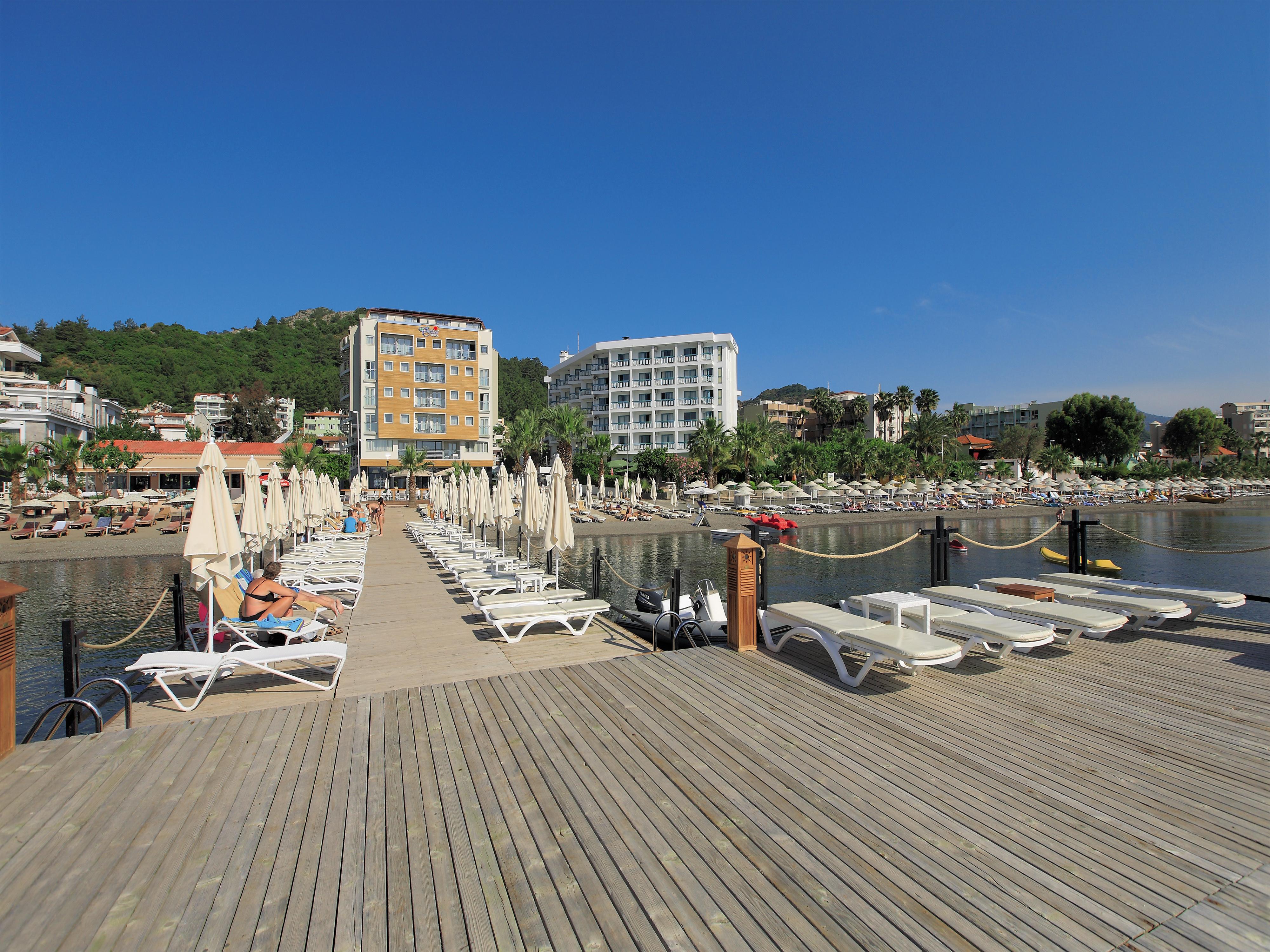 Cettia Hotel 4*
